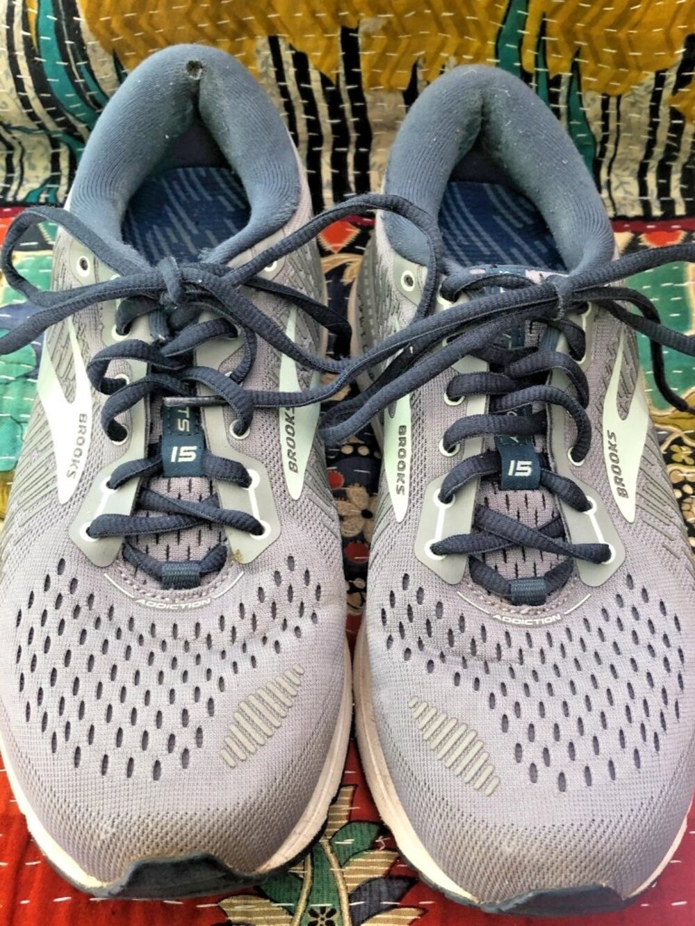 Brooks Addiction GTS 15 Women’s Running Shoes Size 9B Gray 1203521B099 Sneakers
